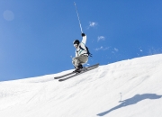 九游体育直播-世界排名争夺战之夜，奥利维耶关键进球定乾坤