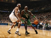 九游体育直播-北欧寒夜鏖战，楚阿梅尼铁血统治—拜仁慕尼黑瑞典远征记